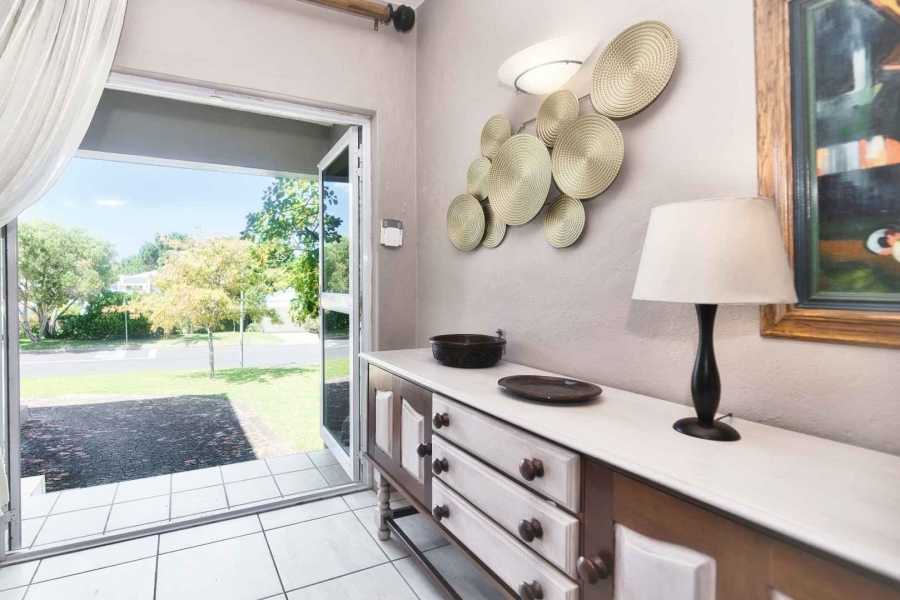 7 Bedroom Property for Sale in Hermanus Heights Western Cape